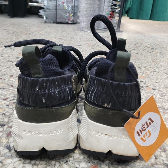 Pierre Hardy Men's Black and Green Sneakers - Picture 3 of 6